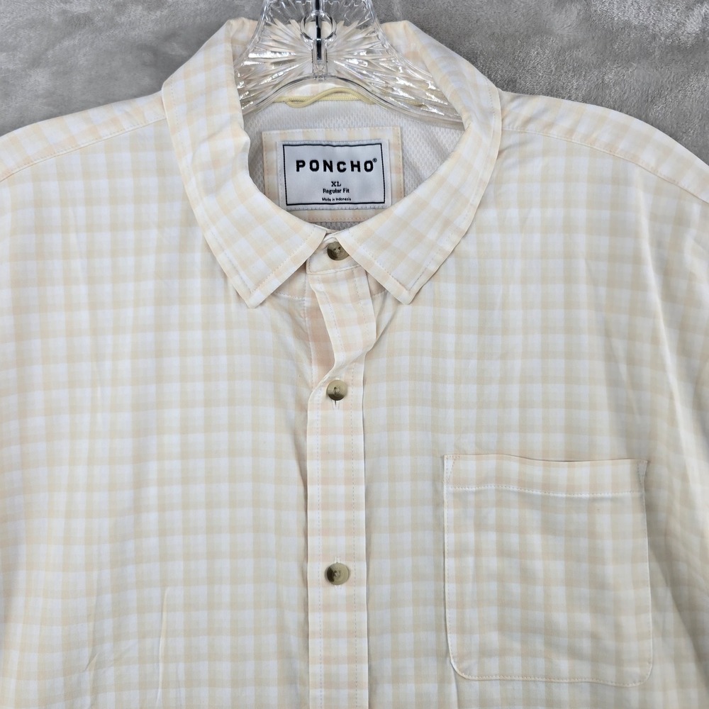 Poncho Outdoors ultra-lite Shirt Mens XL Cream Tan Gingham Plaid Short Sleeve